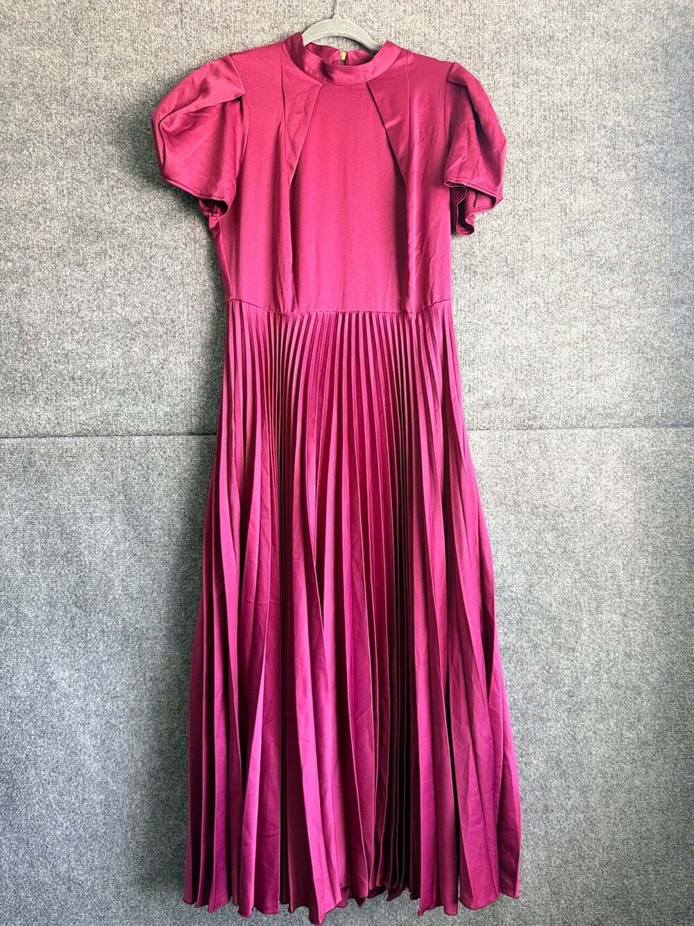 Closet London New Magenta PleatedDress